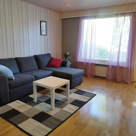 Saga Modern With 24-7 Check-in Apartment *